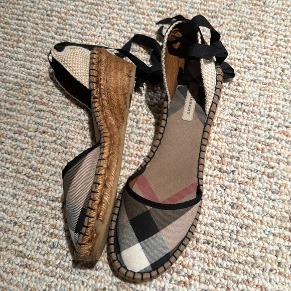 Burberry Wedge Espadrille Sandals Sz 8 - Picture 6 of 7